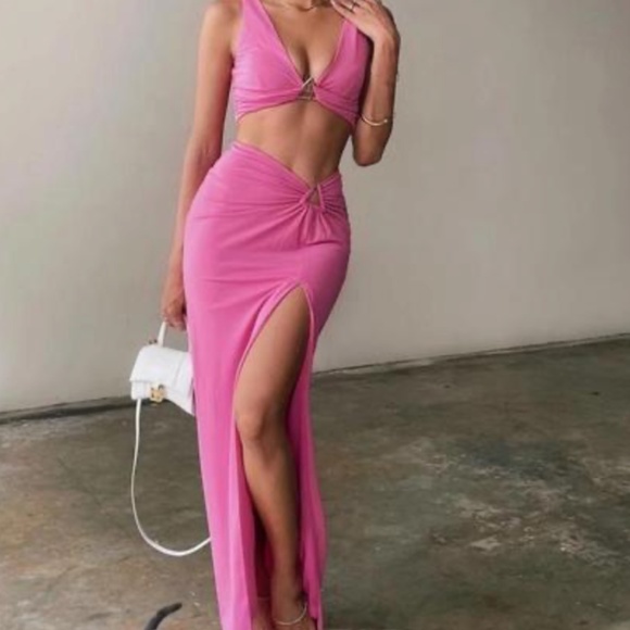 MESHKI Pink Two-Piece Set – Chic & Trendy! - Picture 3 of 3